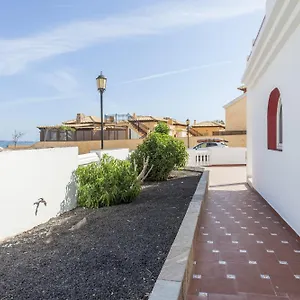 Galera Boutique Art With Private Pools, Free Wifi & Bbq, By Amazzzing Travel Villa